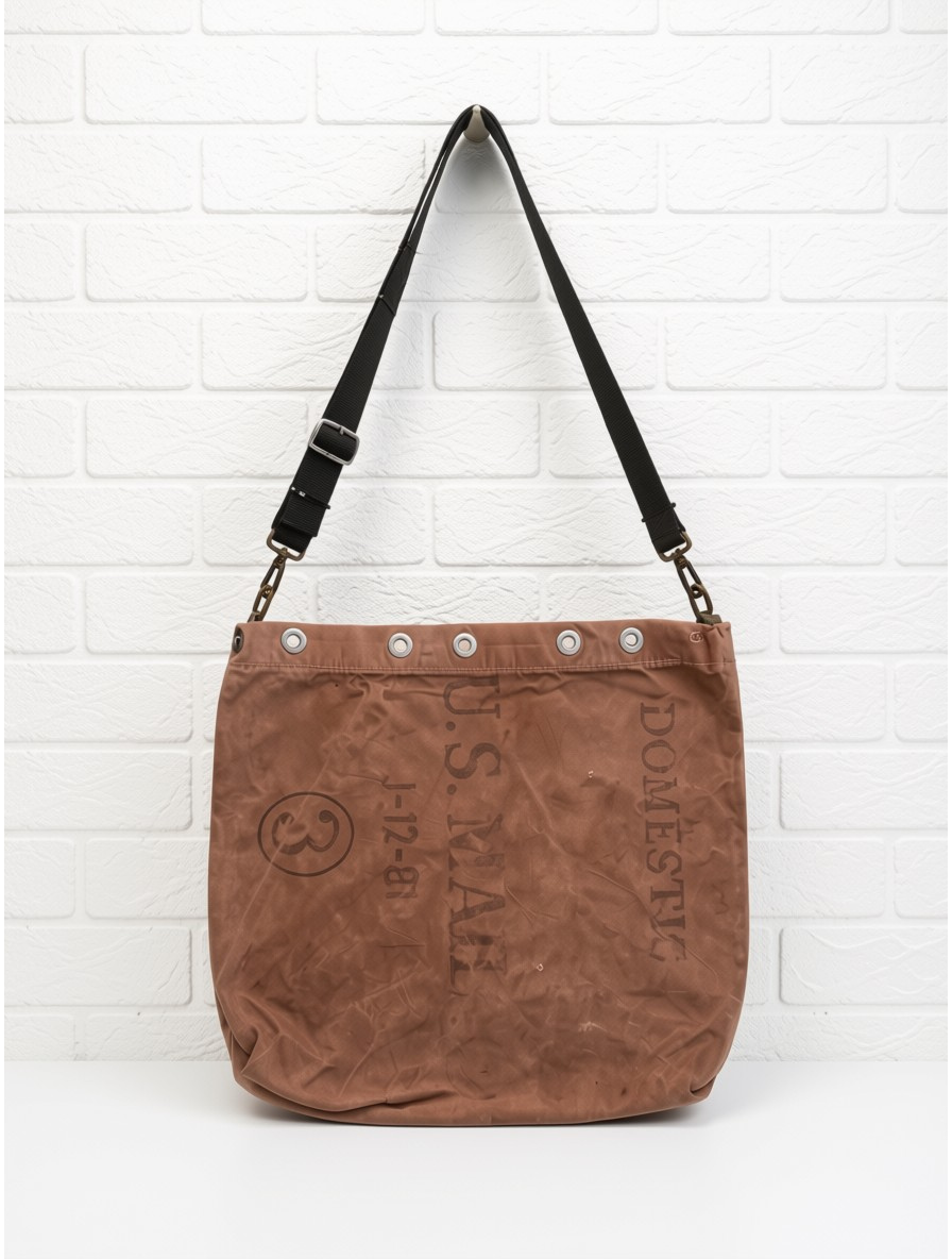 The field Bag