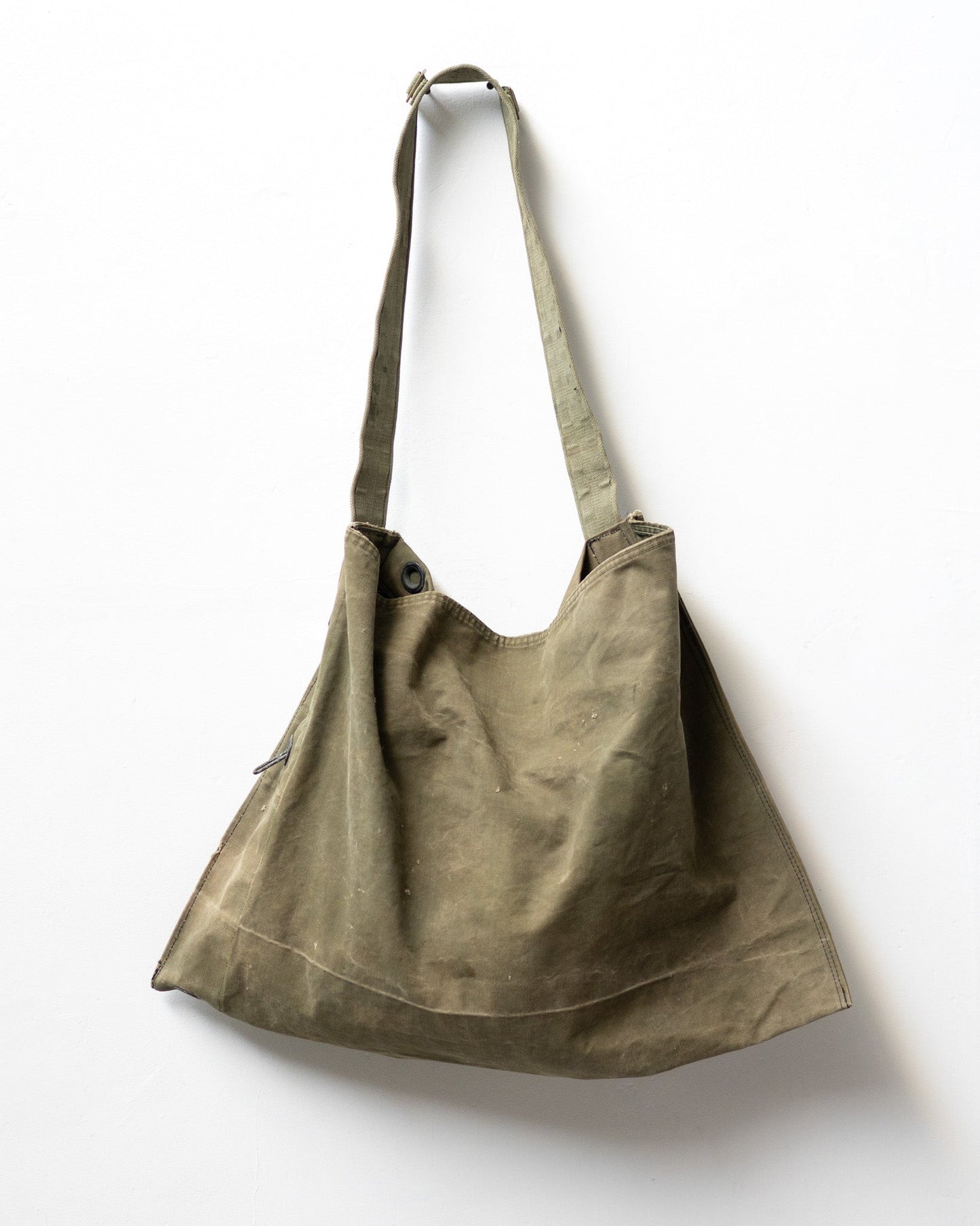The Field XL Bag