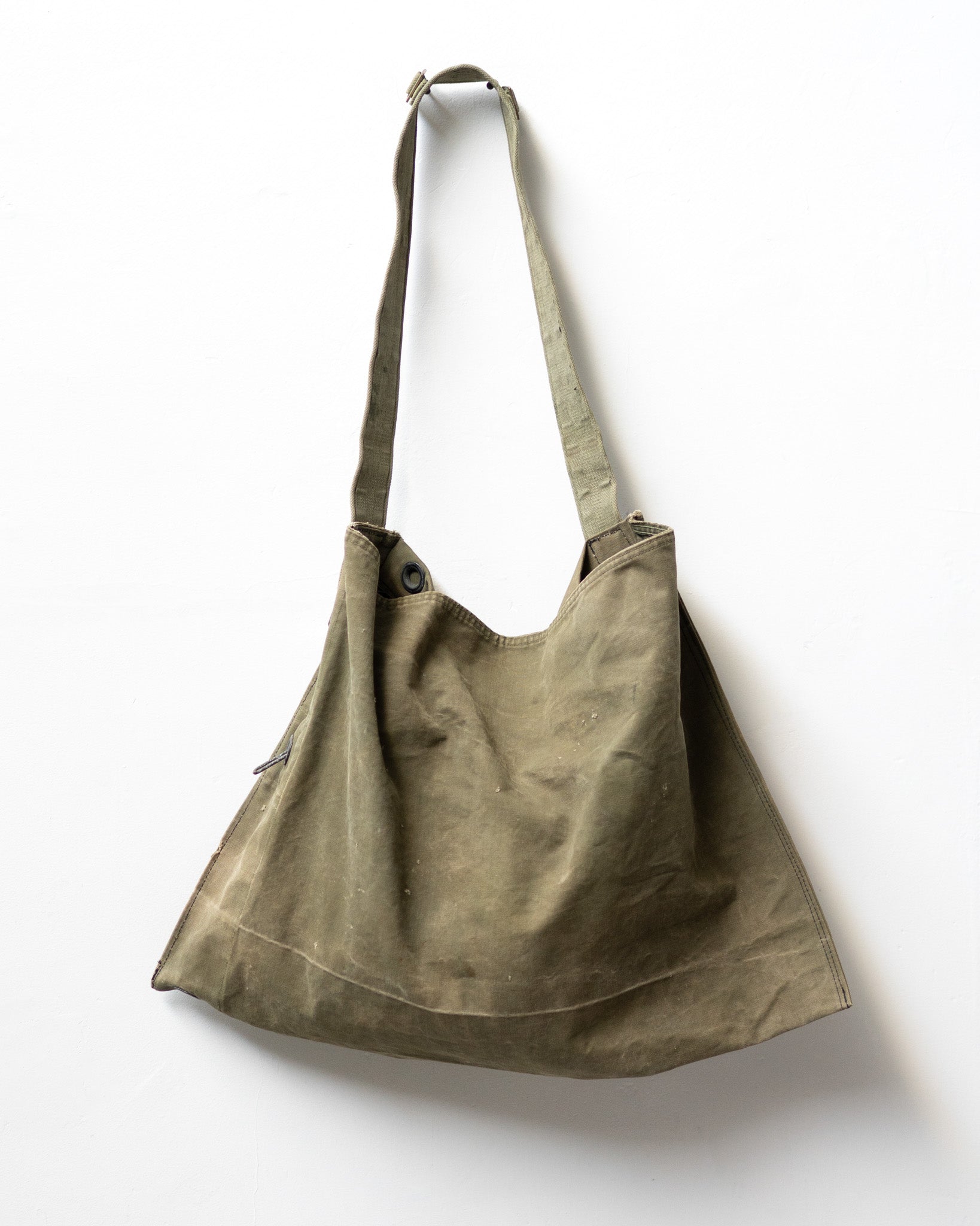 The Field XL Bag